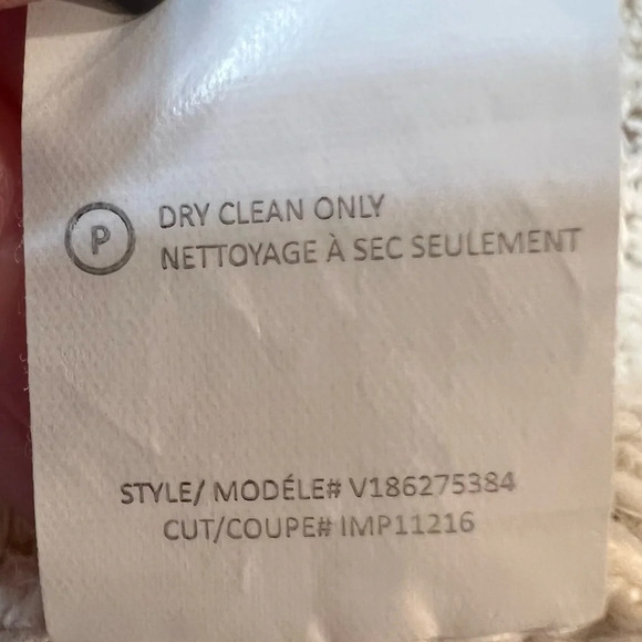 Vince. Marled‎ Black with Band of Cream at Bottom of Sweater. Size Medium. - Picture 6 of 7